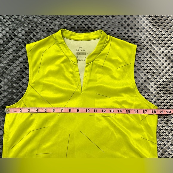 Nike Women’s Dri-Fit Sleeveless Golf Polo Size M - Picture 5 of 6